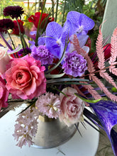 Load image into Gallery viewer, Valentine’s Day Luxe Bouquet